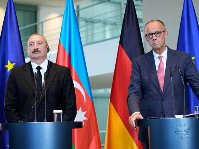 Prezident Alijev potvrdil tajné stretnutie Nemcov a Rusov: Merz tvrdí, že o tom nevedel