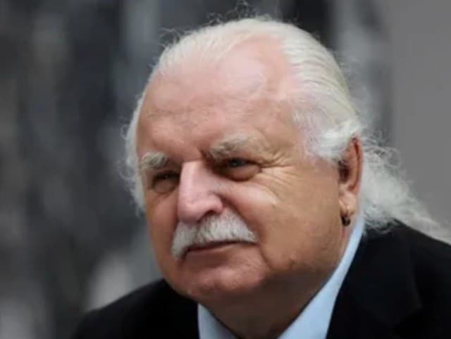 Milan Knížák zomrel vo
