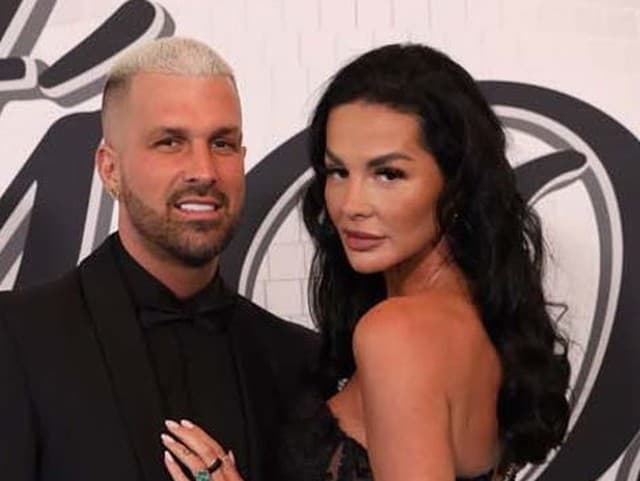 René Strausz, Zuzana Strausz