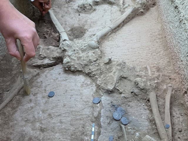 Archeológovia počas vykopávok neďaleko