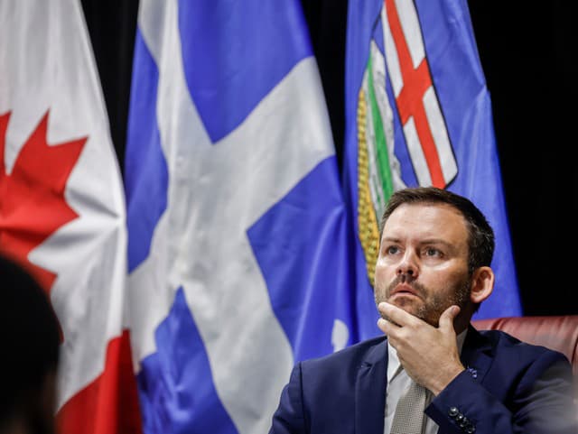 Líder strany Quebec Paul