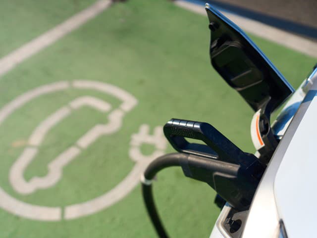 Elektromobily si v Holandsku