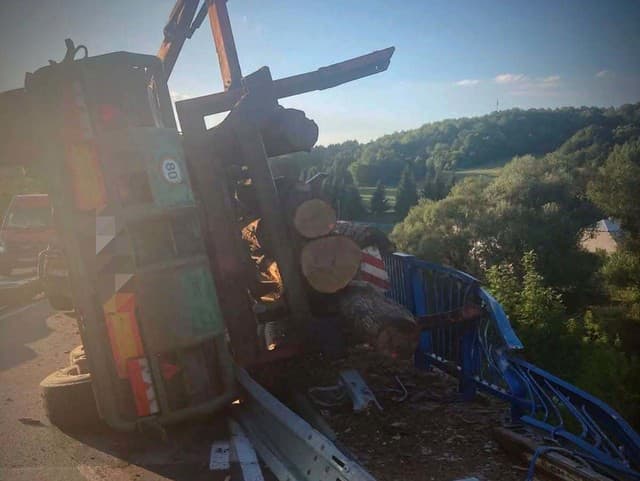 Guľatina z prívesu skončila