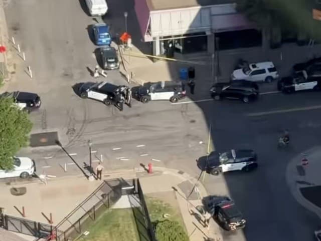 Polícia zasahuje po streľbe