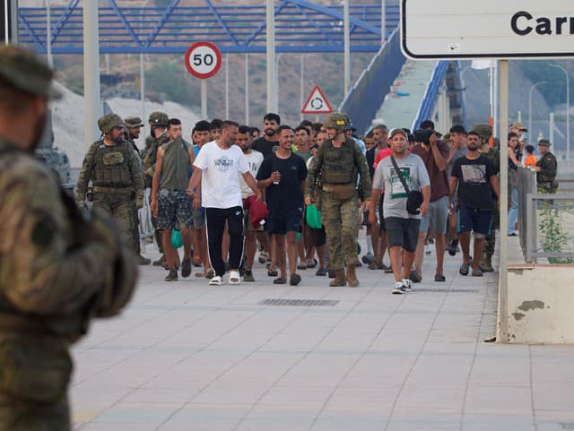 Migranti, ktorí prekročili hranice