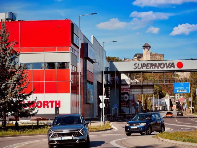 Max je Supernova: Štyri