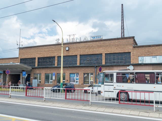 Vlaky v Žiline premávajú