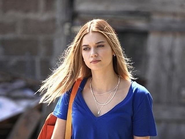 Afra Saraçoğlu