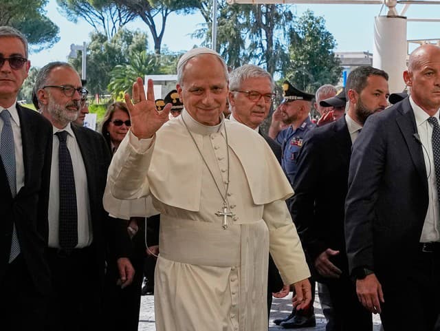 Najväčšie obavy sa po operácii potvrdili: Pápež má RAKOVINU!