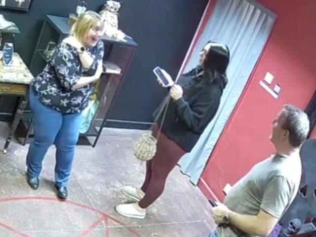 Záber zachytáva moment, keď