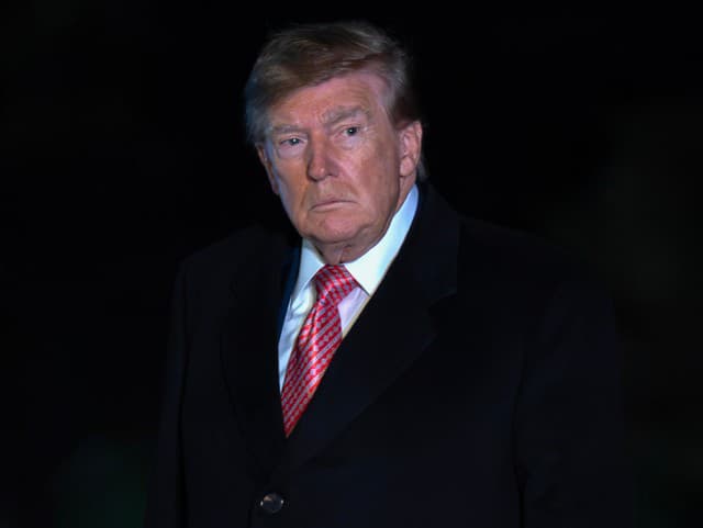 MIMORIADNY ONLINE Trump tvrdí, že Zelenskyj NIKDY nechcel ukončiť vojnu! Putin navrhuje rokovania BEZ Ukrajiny