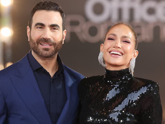Jennifer Lopez a Brett