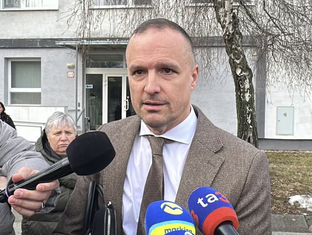 Prípad poradcu premiéra sa