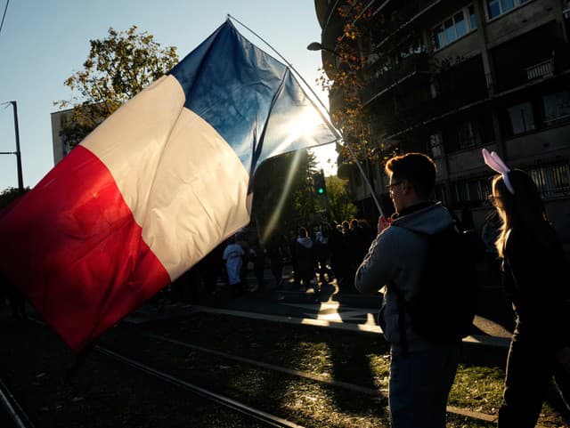 Protesty proti vysokým životným