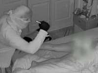 Nočná mora v spálni: Kým Pilar spala, neznámy muž nad ňou stál 32 minút a robil TOTO!