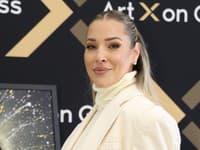 Dominika Cibulková na výstave artefaktov švajčiarskeho ateliéru Art X on Glass