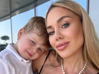 Laura Vizváryová so synom Abnerom, ktorého má s Borisom Kollárom.