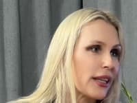 Haklová otvorene o účinkovaní v erotických poviedkach. 