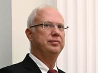 Svet sa nachádza pred najväčšou krízou cien pohonných látok, uviedol Dmitrijev