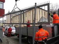 Spornú bratislavskú ulicu opäť zatarasili: Neskutočná AROGANCIA, pení starosta! Roky doťahovania pokračujú