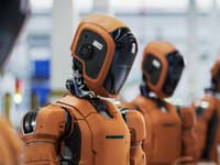 Zábava sa zmenila na CHAOS! Tancujúci HUMANOID v reštaurácii zrazu zošalel a začal narážať do hostí