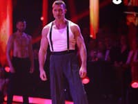 Tanečné a spevácke vystúpenie Nely Pociskovej a Jána Koleníka pod taktovkou porotcu Let’s Dance Jána Ďurovčíka. 