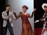 Martin Kaprálik, Zuzana Tlučková a Helena Krajčiová (Hello Dolly)