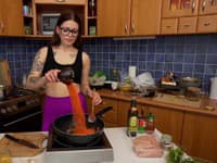 V relácii Bez servítky varili dievčatá zo šou Mama, ožeň ma