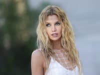 Stella Maxwell