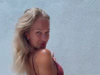 Nela Slováková 