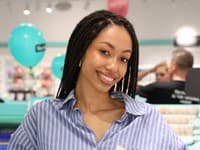 Viktoria Aicha Niang