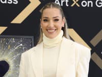 Dominika Cibulková na výstave artefaktov švajčiarskeho ateliéru Art X on Glass