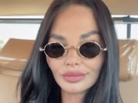Zuzana Plačková s neupravenými vlasmi