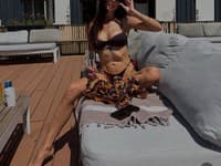 Farmárka Michaela Doležalová sa môže pochváliť sexi telom. 
