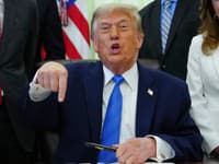 MIMORIADNE USA podnikli masívne útoky na Irán! Teherán úplne uzavrel Hormuzský prieliv