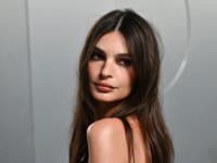 Emily Ratajkowski