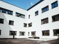 Nový pavilón spišskonovoveskej nemocnice má dokončenú fasádu 