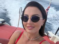 Kormúthová si vyrazila s kamarátkami do Saint Tropez.