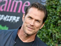 Jason Lewis