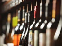 Dovolenkári, POZOR: Split zakázal nočný predaj alkoholu, pokuty môžu byť poriadne vysoké!