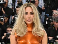 Kim Kardashian sa po 10 rokoch dočkala spravodlivosti: Za desivú lúpež dostala… Bizarné odškodné!