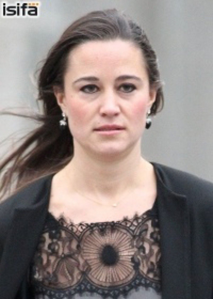 кейт миддлтон злая. кейт миддлтон без макияжа и фотошопа. кейт миддлтон морщины. миддлтон кейт миддлтон. кейт миддлтон глаза крупным планом.