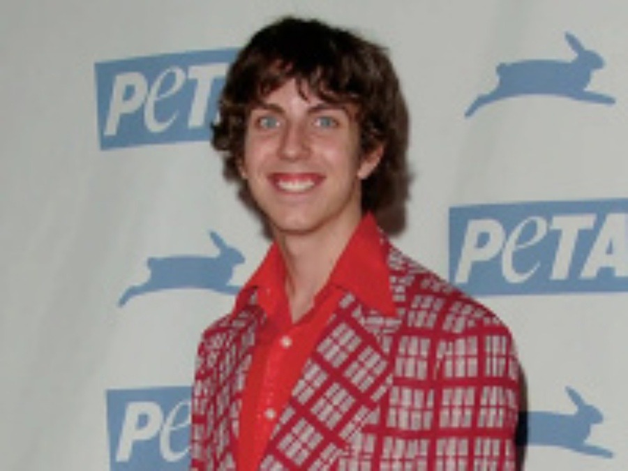 Джейсон тейлор актер. Noah smith. Scammer noah smith. Ноа оливье смит. Noah smith.