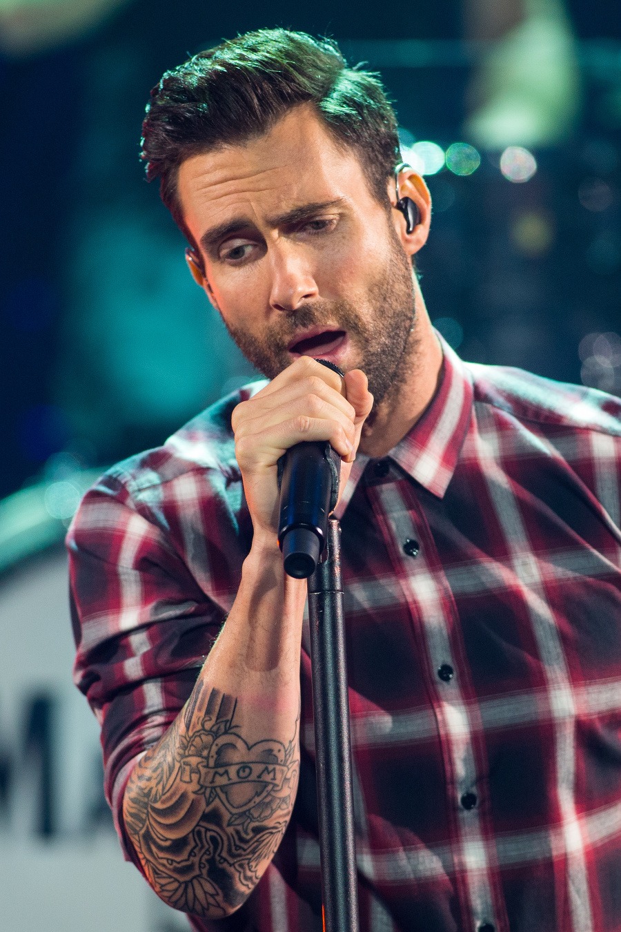 Maroon 5 фото солиста