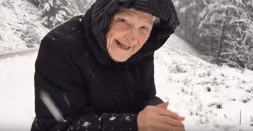 VIDEO Táto babička (101) je ako z rozprávky: Jej smiech a detská radosť ...