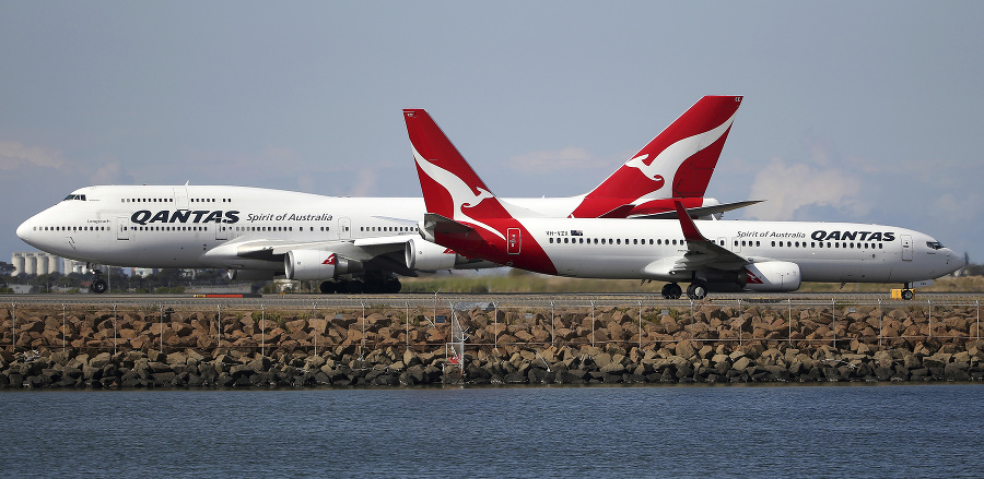Najväčšia austrálska letecká spoločnosť Qantas pozastaví všetky medzinárodné lety.