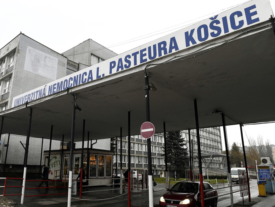 V Univerzitnej Nemocnici Louisa Pasteura Košice Opätovne Zakázali ...