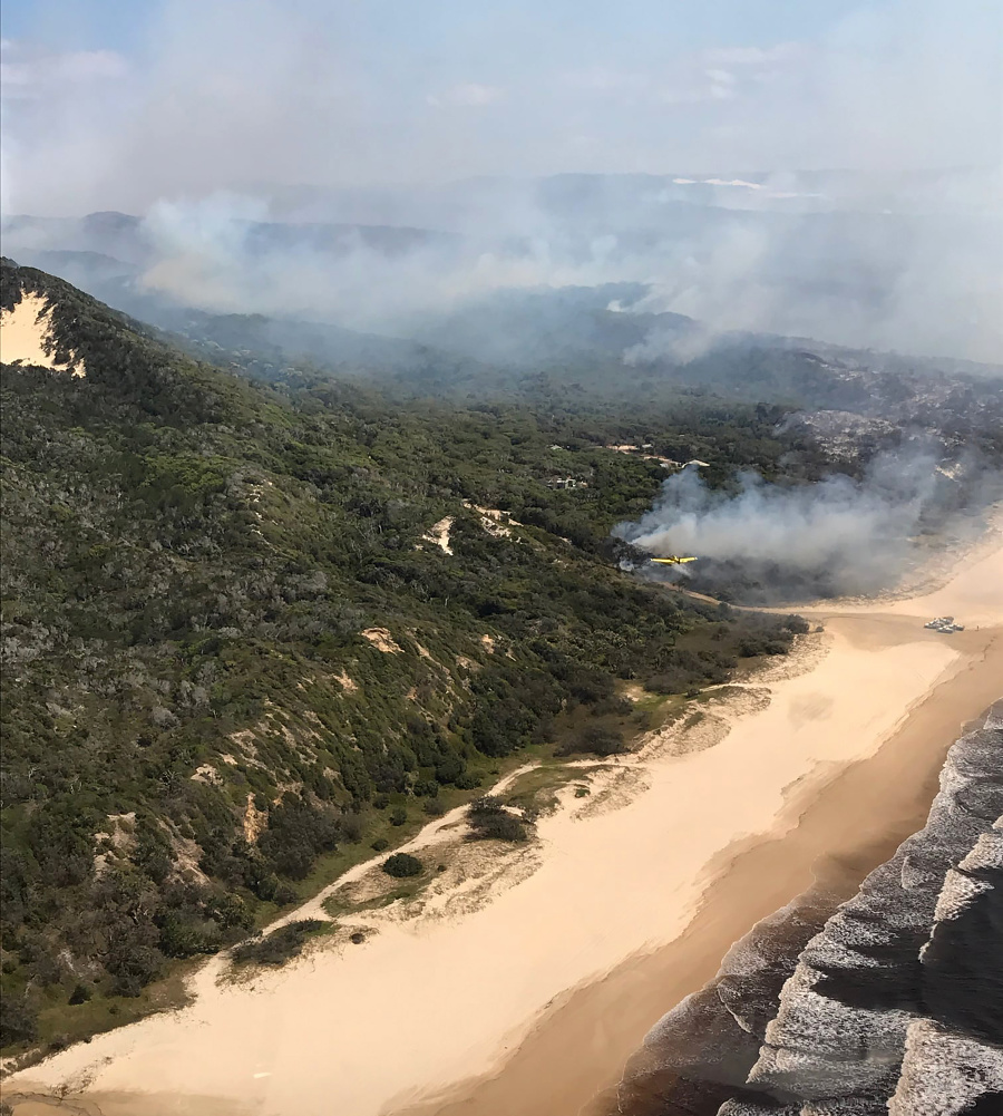 Požiar na ostrove pri východnom pobreží Austrálie