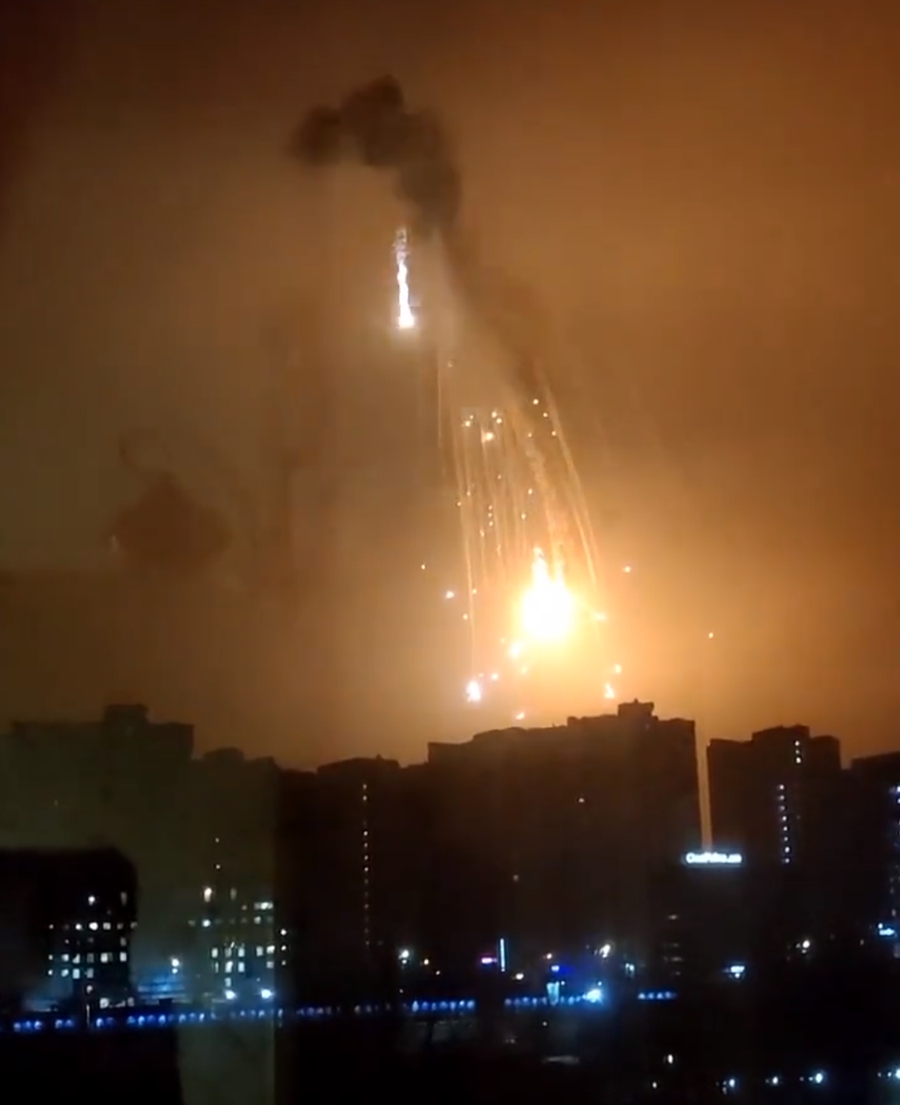 Rusko bombarduje Kyjev 