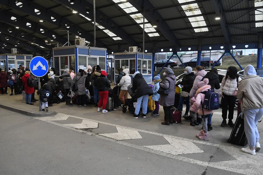 Ukrajinskí migranti na slovensko-ukrajinskej hranici.
